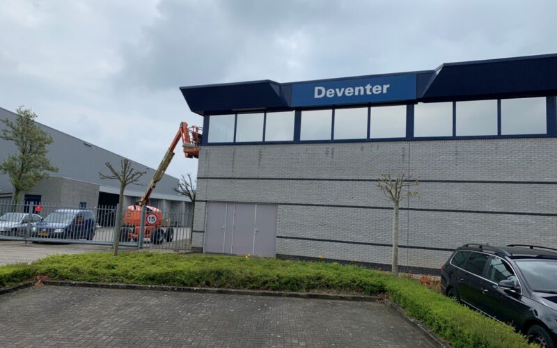 Warmtewerende glasfolie geplaatst bij Scania Deventer